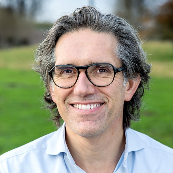 Headshot of Aart van den Beukl, Founder & Managing Director, Safisana