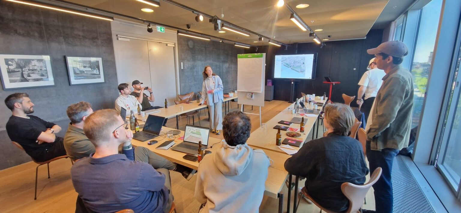Forma Board: An intuitive collaborative tool to help architects ...